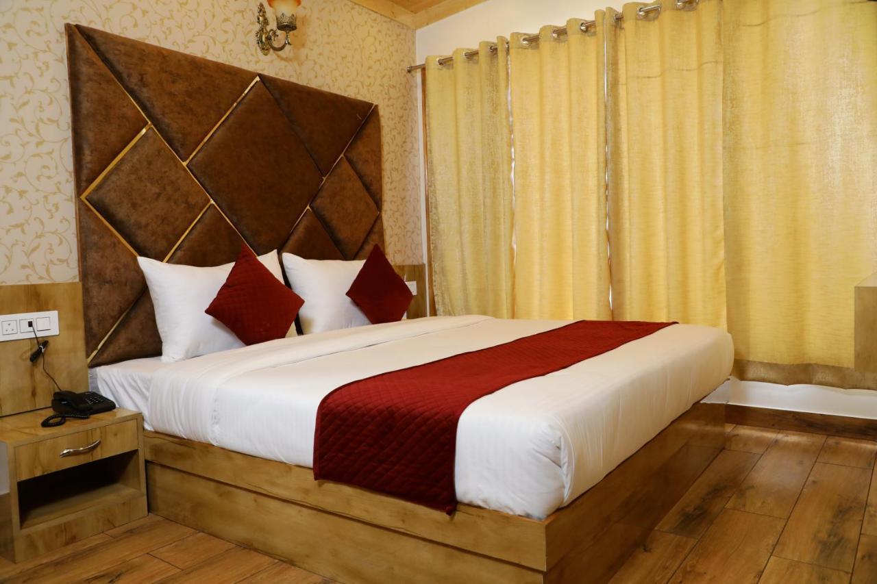 Bed and Breakfast Dee Ess Residency Шімла Екстер'єр фото