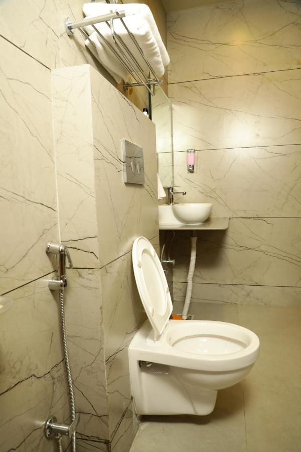 Bed and Breakfast Dee Ess Residency Шімла Екстер'єр фото