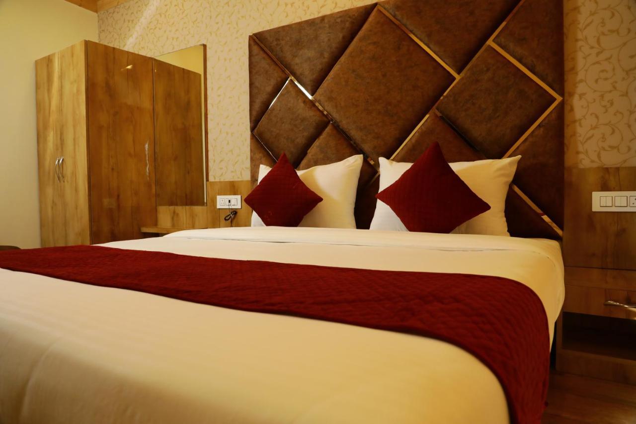 Bed and Breakfast Dee Ess Residency Шімла Екстер'єр фото